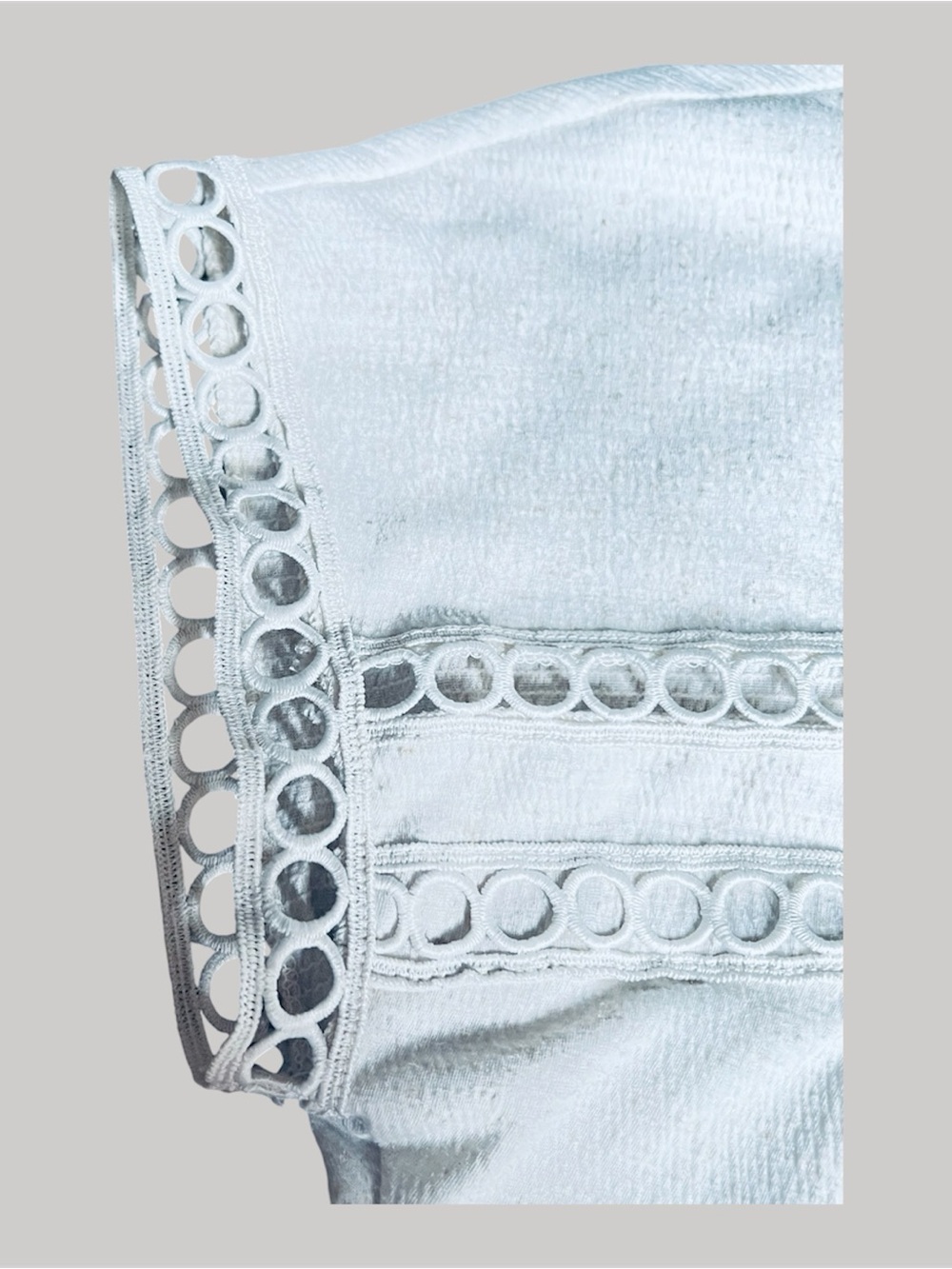 Cream Crochet-Trim Peasant Top - Women, size M/M - Picture 3 of 4